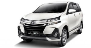 Mobil Xenia