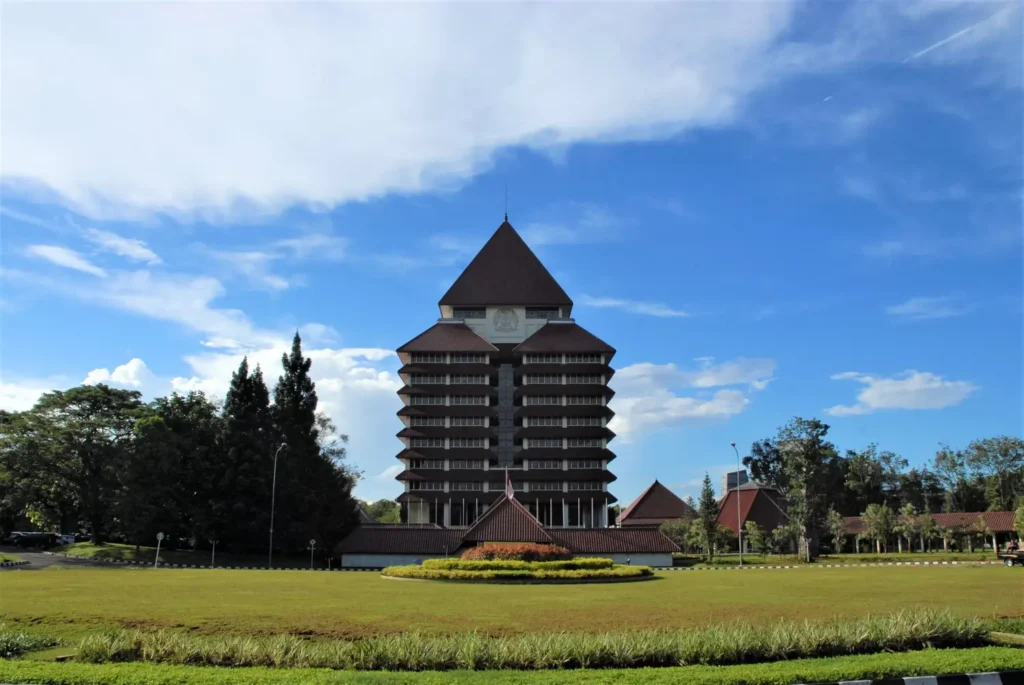 universitas terbaik